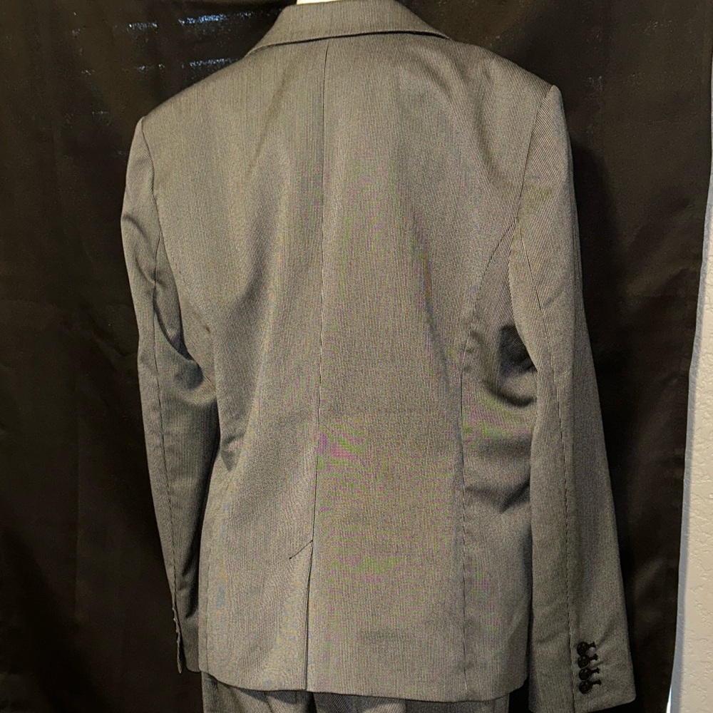 Women’s Worthington Grey and Black Blazer - Picture 3 of 8